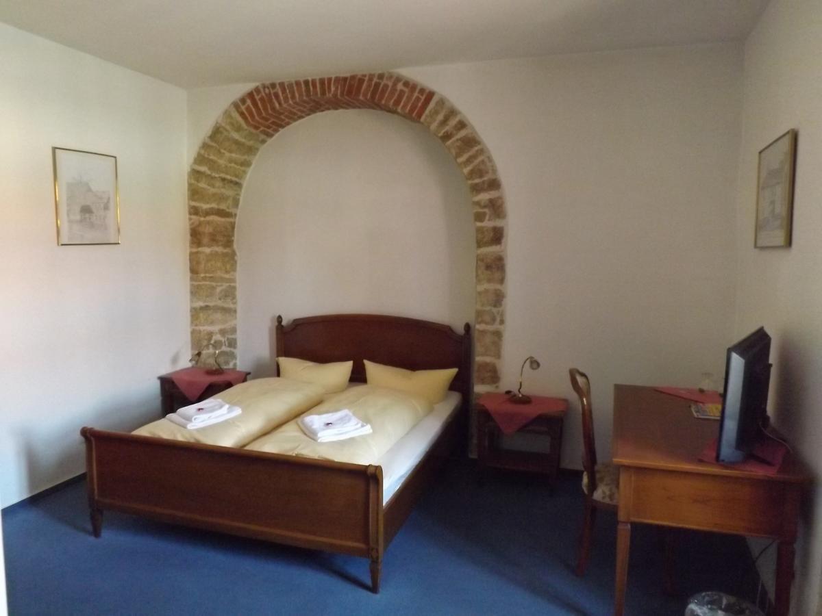 Hotel "Zur Sonne" Querfurt Zewnętrze zdjęcie